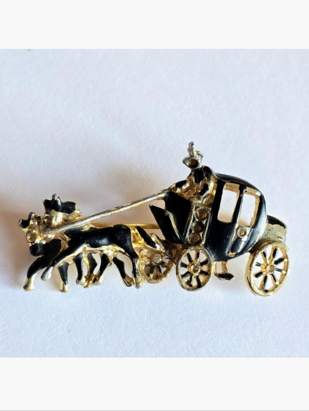 Vintage brooch horse drawn carriage pin black and gold tone jewelry